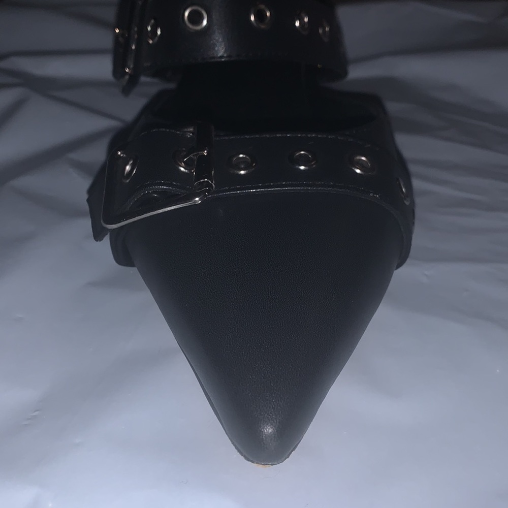 (1760) Waucuw Women's Studded Buckle Ankle Strap Kitten Heel Shoes Pumps NWOT - Picture 12 of 13